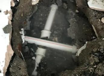 望江阳台漏水维修公司为您分享楼上楼下漏水怎么处理